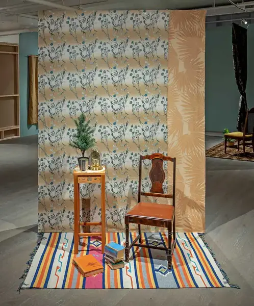 Karen Tam, the chrysanthemum has opened twelve times (installation detail 6), 2020. Photo: Toni Hafkenscheid.