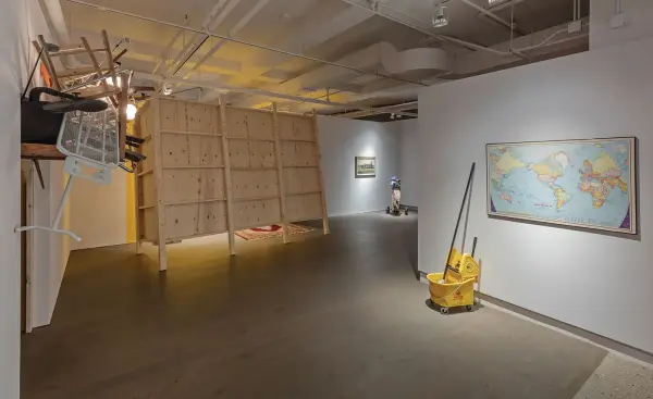 José Luis Torres, Question d'adaptation (installation detail 2), 2018. Photo: Toni Hafkensheid.
