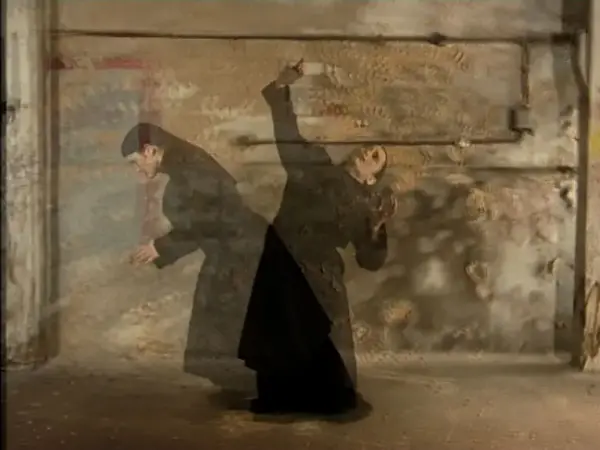 Video still of Portrait in Time and Gesture by Isabel Rocamora. © The artist, 2005. Courtesy of Galeria SENDA.