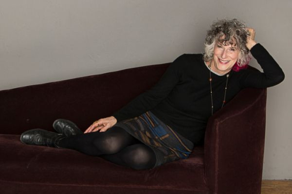 Mavis Himes Headshot